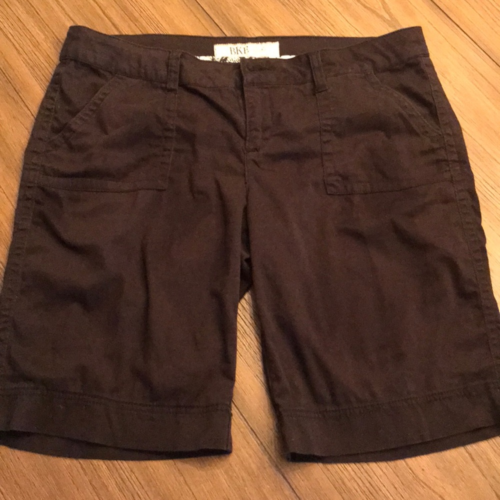 The Buckle BKE casuals brand.